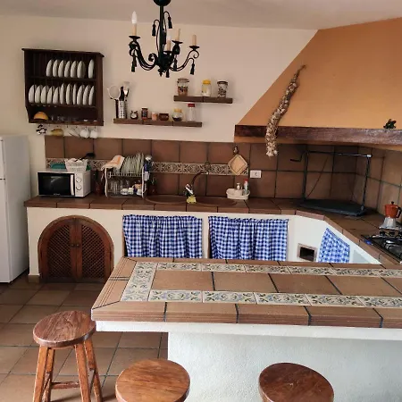 Prázdninový dům Casa Lucy, Chalet Privado Con Piscina